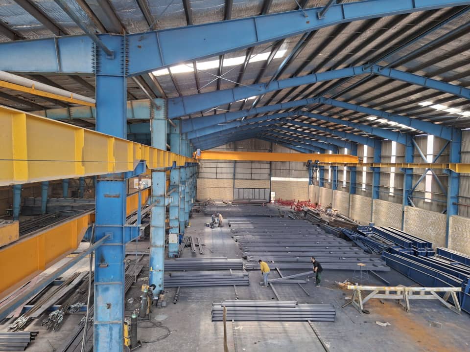 ساخت و نصب جرثقیل سقفی کیان صنعت شرق در اهواز